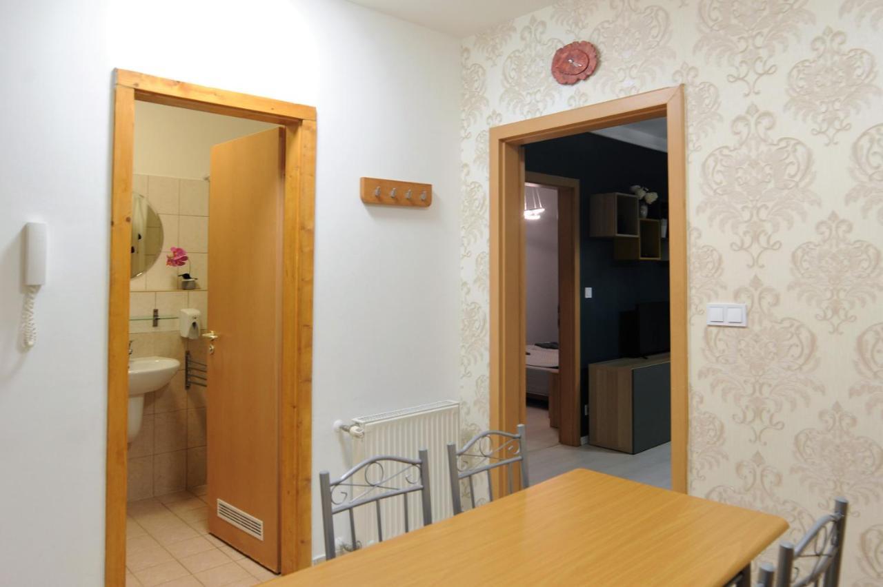 Lovely Apartment In The Heart Of Budapest Bagian luar foto