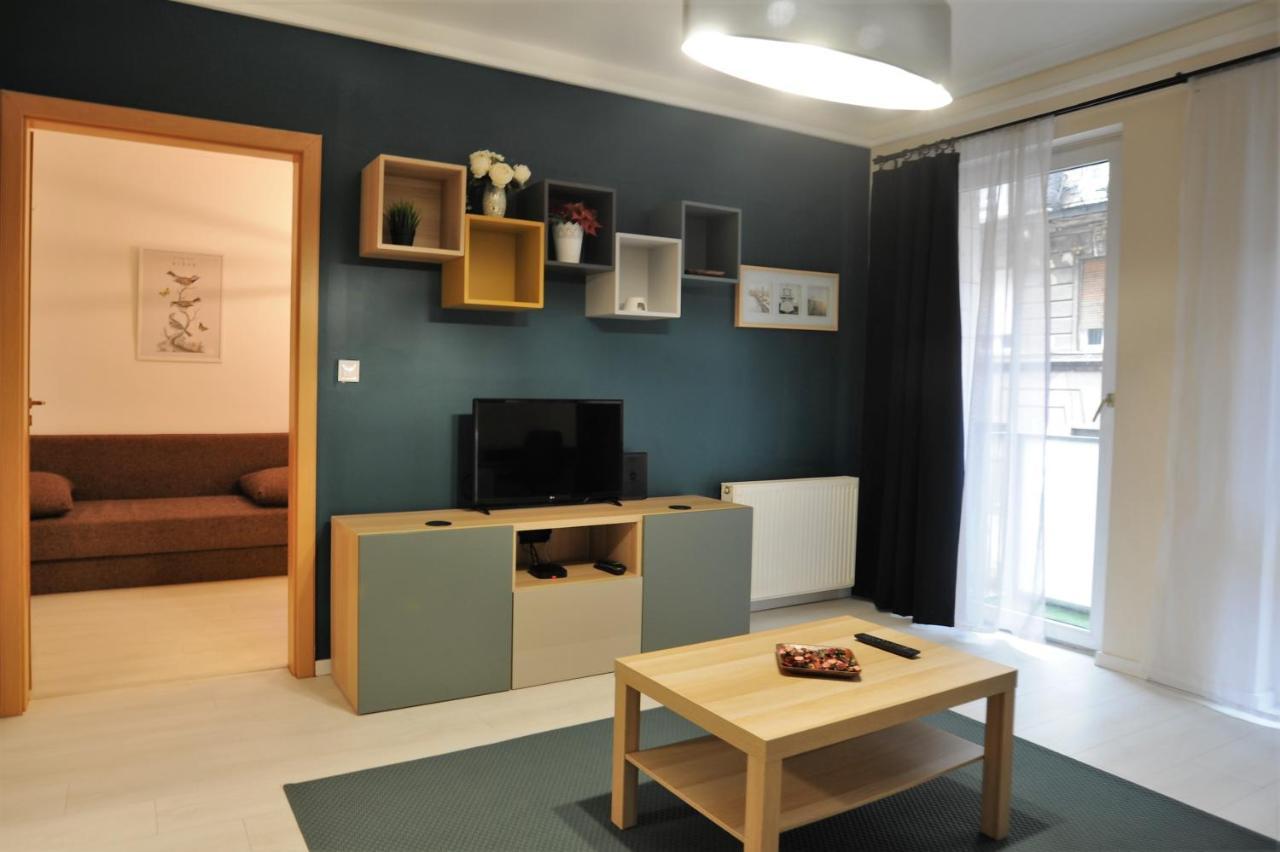 Lovely Apartment In The Heart Of Budapest Bagian luar foto