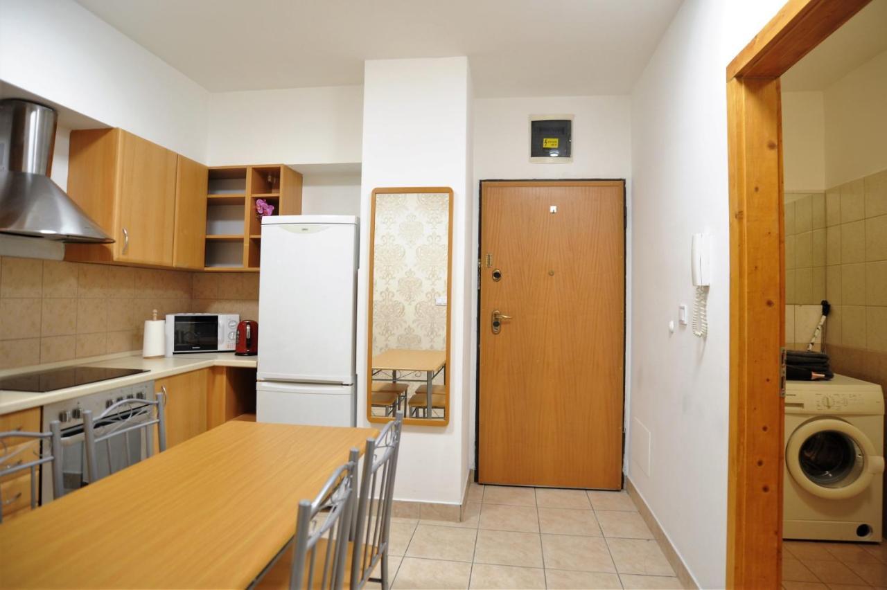 Lovely Apartment In The Heart Of Budapest Bagian luar foto