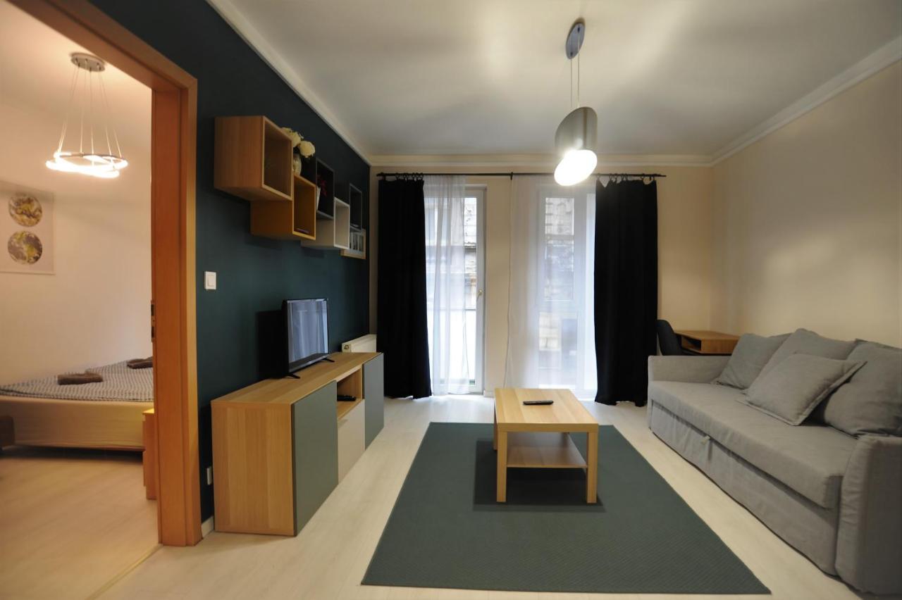 Lovely Apartment In The Heart Of Budapest Bagian luar foto
